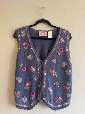 Erika Navy Embroidered Floral Knit Vest